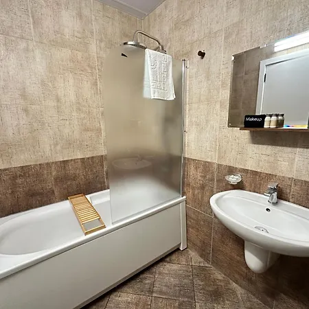 Ferdinand Luxury Penthouse In